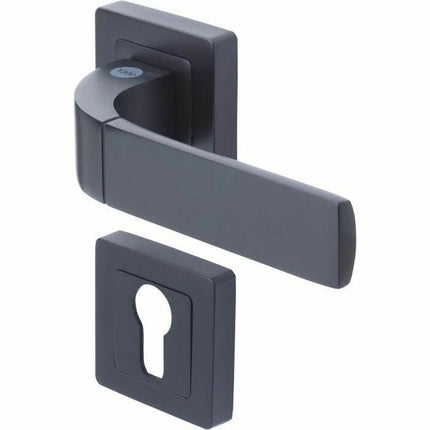 Collection image for: Bow Pulls