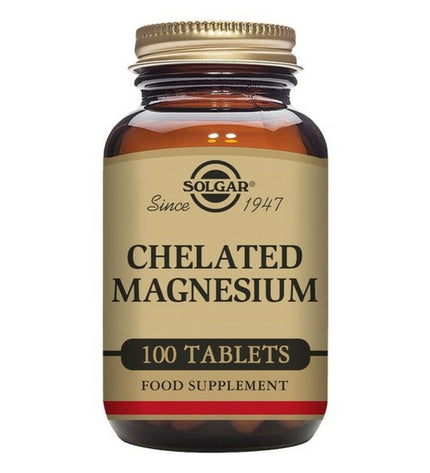 Solgar Gechelateerd Magnesium supplement bottles showing 100 capsules for health and mineral support.