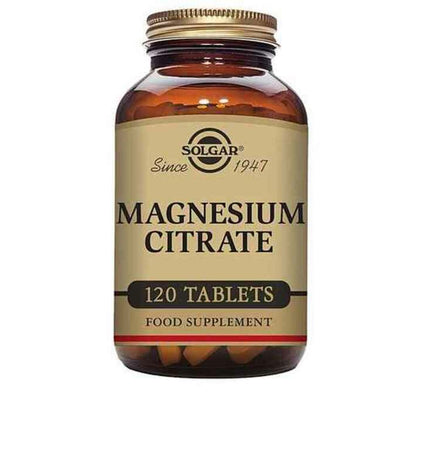 Solgar Magnesiumcitraat supplement bottle in a health and personal care setting, showing the label and cap.
