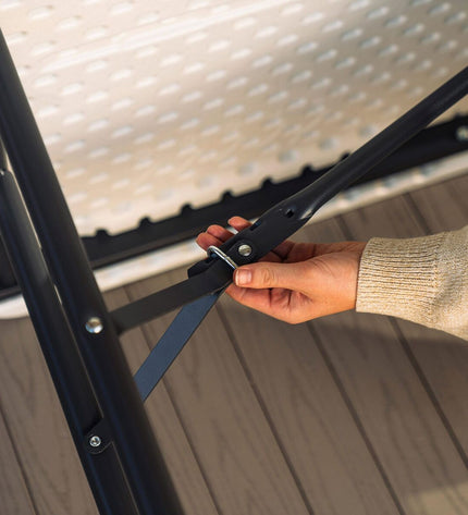 Lifetime outdoor camping table measuring 122 x 76 cm, durable and portable, ideal for sport and outdoor activities.
