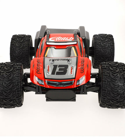Red Maisto remote control police car toy, 1:14 scale, 37x17x36 cm, 2.4 GHz remote control, designed for children.