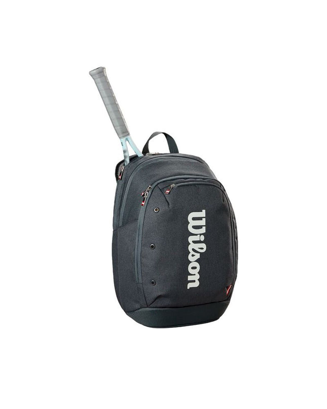 Wilson Rackettas Tour Tennis Backpack 2025 in black, with multiple compartments and adjustable straps for sports and outdoor use.