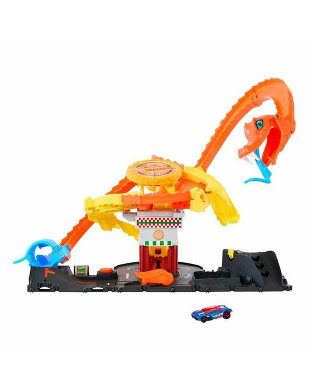 Mattel Racebaan toy race track with colorful cars and track pieces, perfect for children's racing games and imaginative play.