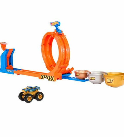 Colorful Mattel Racebaan toy race track with cars and racing elements, designed for children to enjoy imaginative racing play.