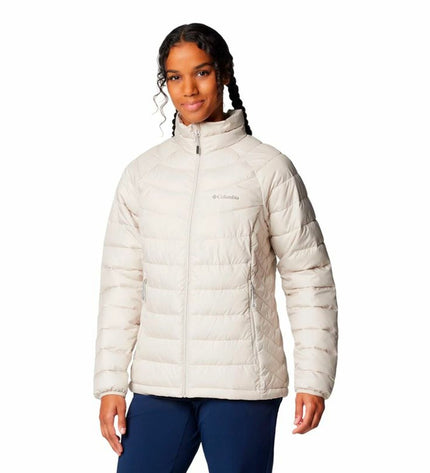 Columbia Powder Lite™ II full-zip women's sport jacket in white, lightweight outdoor sportswear with a full front zipper.
