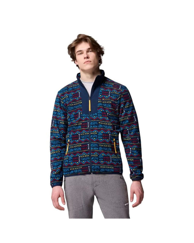 Columbia Sequoia Grove fleece lining for men's outdoor and camping jackets, warm and comfortable for hiking and outdoor activities