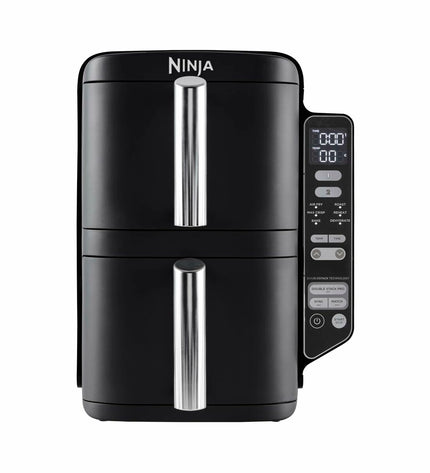 Ninja SL300EU black deep fryer with 7.6L capacity, compact electric kitchen appliance for frying food.