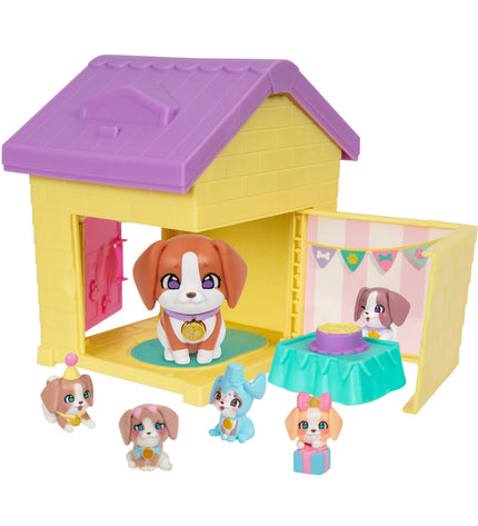 Colorful Moose Little Live Pets playset featuring plush moose figures and miniature accessories for imaginative fun.