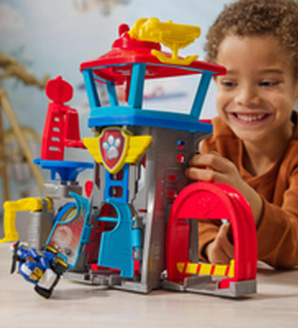Spin Master CUARTEL action figures set with four components, colorful plastic toys for imaginative play and collection.