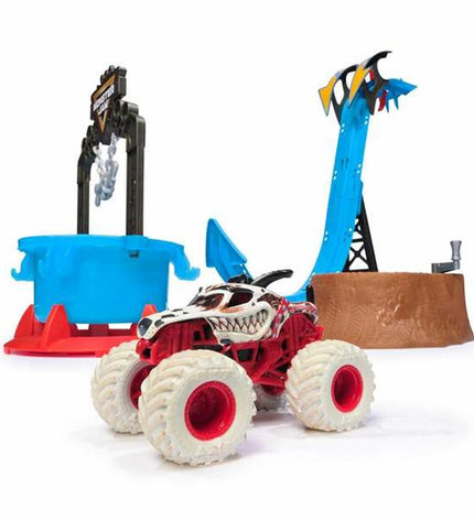 Spin Master Racebaan Spin Master 1:64 toy race track with colorful cars and track pieces for kids' play and racing fun.