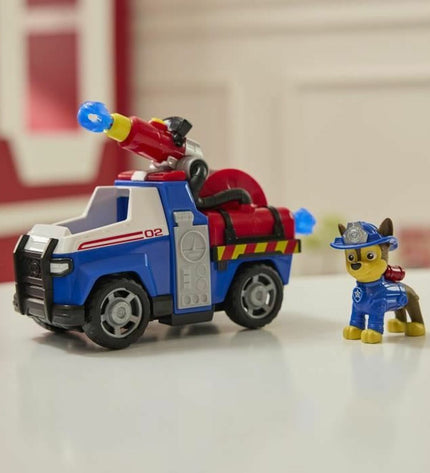 Spin Master Paw Patrol action figures from the Actiefiguren collection, featuring colorful puppy characters in playful poses.