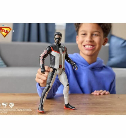 Spin Master Superman action figure from the actiefiguren speelgoed set, detailed superhero toy with iconic costume and pose.