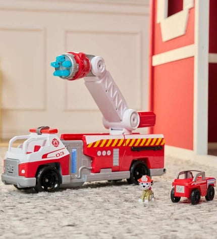 Spin Master action figure from the Speelgoed en games collection, detailed poseable toy with vibrant colors.