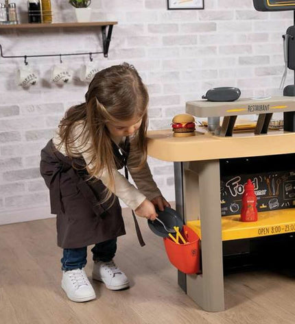 Smoby speelgoedkeuken imiteerspel met realistic oven, spoelbak en keukengerei voor kinderen, geschikt voor pretend play.