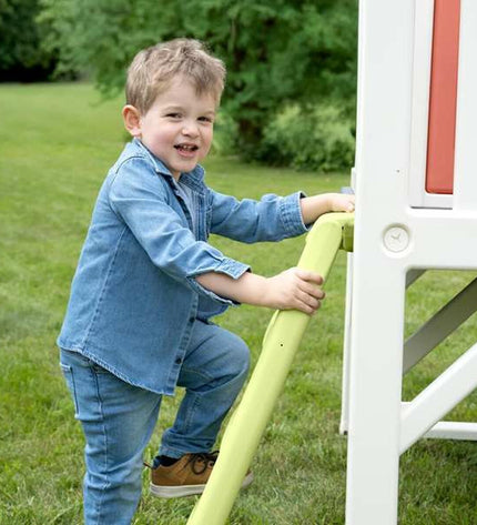 Colorful Smoby children's playhouse for outdoor fun, featuring windows, door, and vibrant design for imaginative play.