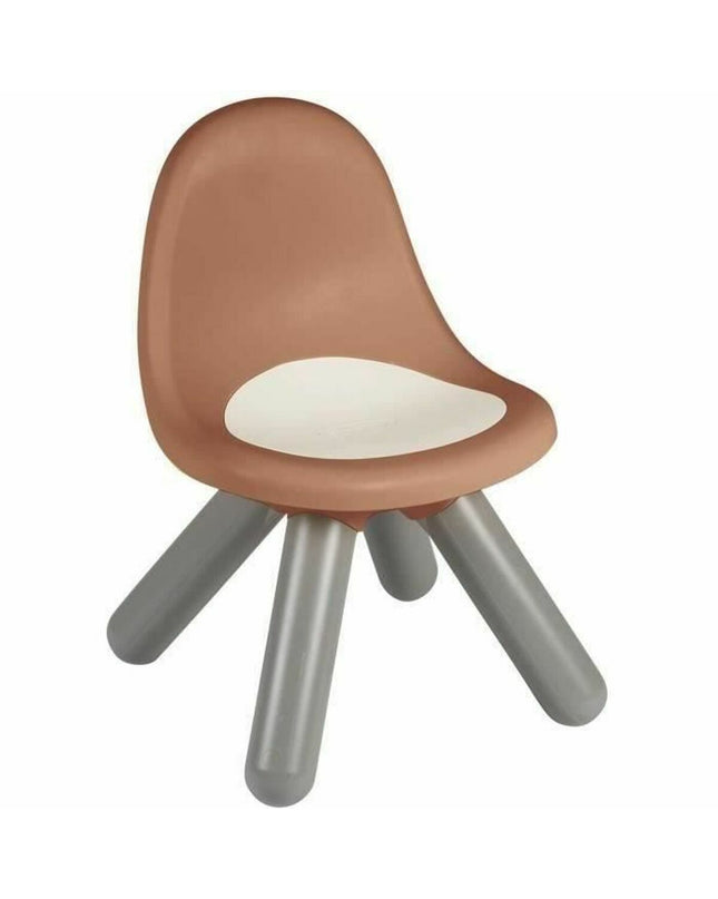 Child's Smoby SMOBY Life chair in a child's bedroom, featuring a colorful plastic design suitable for young kids.