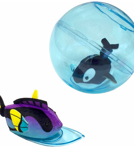 Lansay Zhu Zhu Aquarium Dieren Set for bath, featuring colorful plastic animal figures, designed for play and water fun.