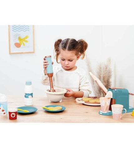Ecoiffier Delicious Meal Set toy for pretend play, includes colorful plastic foods and utensils for imaginative cooking fun.