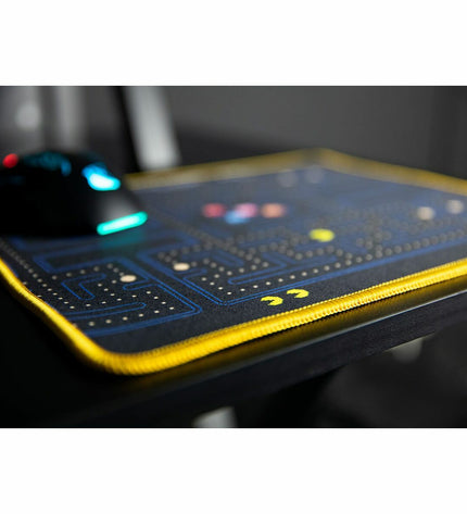FR-TEC gaming mat for plug & play consoles, black electronic gaming accessory with textured surface, designed for gaming comfort.