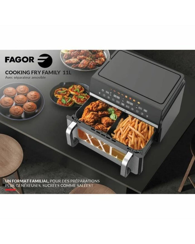 Fagor frituurmachine for home cooking, compact electric deep fryer with stainless steel finish and control panel.
