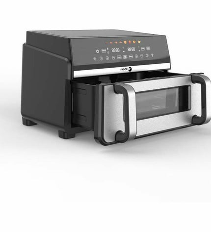 Fagor frituurmachine for home cooking, compact electric appliance with basket and control panel, black and stainless steel design.