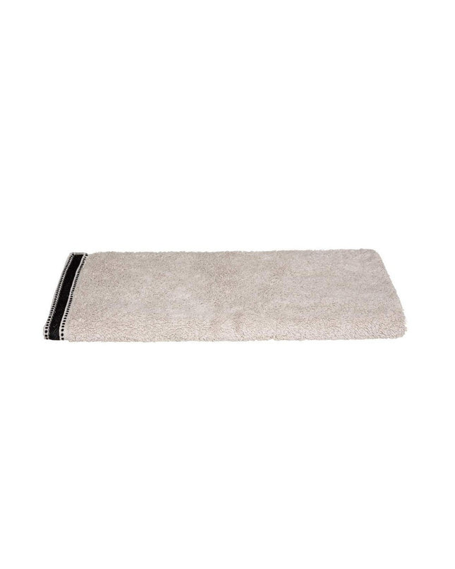 Beige 5five Simply Smart premium cotton bath towel, 50 x 90 cm, soft and absorbent for home and bathroom use.