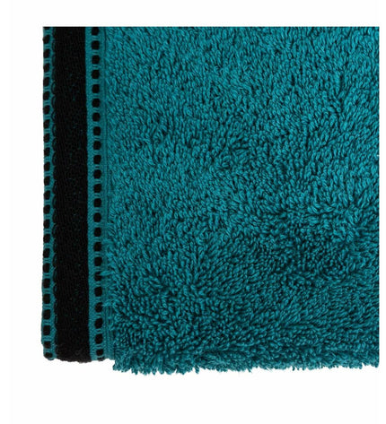 Green 5five Simply Smart premium cotton bath towel, 50x90 cm, soft and absorbent for home and bathroom use.