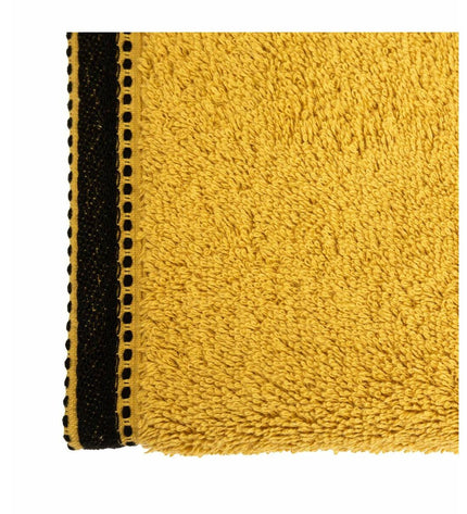 Yellow 5five Simply Smart premium cotton bath towel with 50x90 cm size, ideal for home and kitchen use.