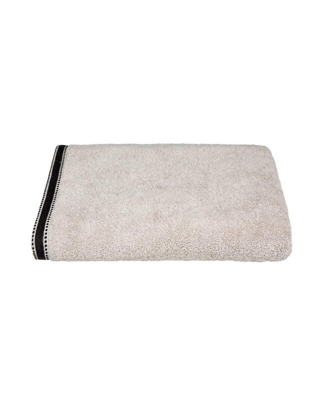 Beige 5five Simply Smart premium cotton bath towel, 100x150 cm, showing soft fabric and neat edges for home and bath use.