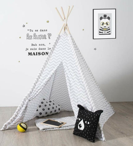 Atmosphera Kampeertent Chevron Geval tipi for kids, 120x120x160 cm, suitable for outdoor play and imaginative games.