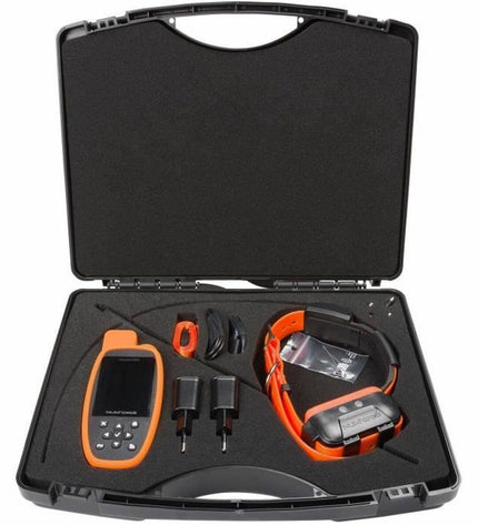 Num'Axes black anti-theft tracker device for dogs, compact animal product with secure design and visible branding.