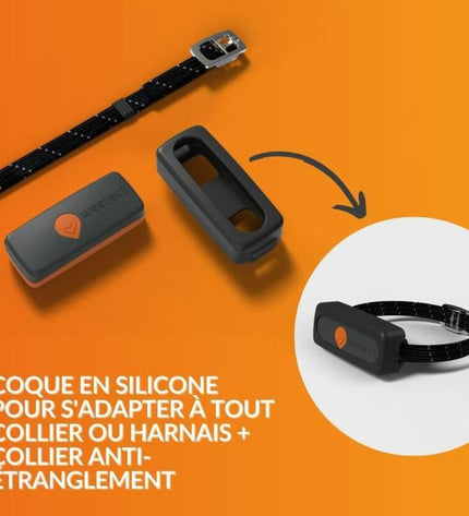 Weenect XS GPS anti-diefstal tracker for dogs, black device used for pet safety and location tracking.
