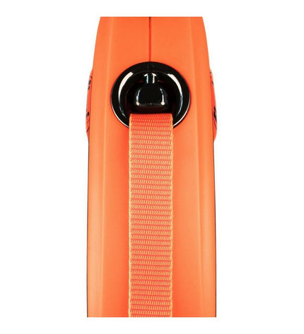 Flexible orange dog leash Flexi XTREME 5m in size M, showing the coiled retractable cord and ergonomic handle.