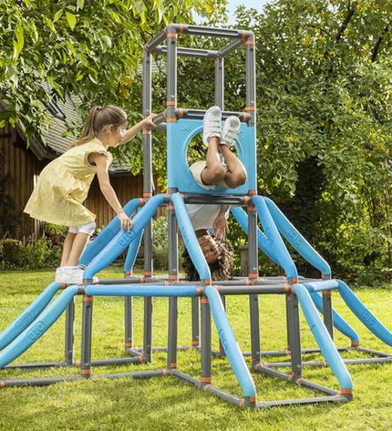 Smoby Big Kraxxl activity center for outdoor play, featuring colorful climbing and play elements for kids.
