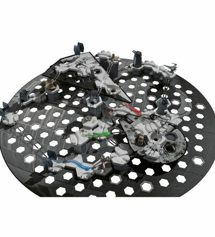 Ravensburger Gravitrax Star Wars set toy with space-themed race track and Star Wars characters for creative marble runs.