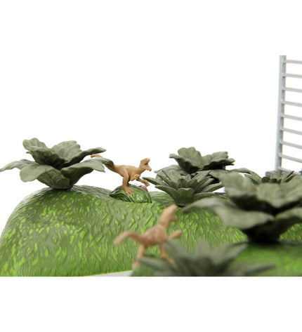 Smoby Playset toy with colorful figures and accessories, designed for imaginative play with dolls and action figures.