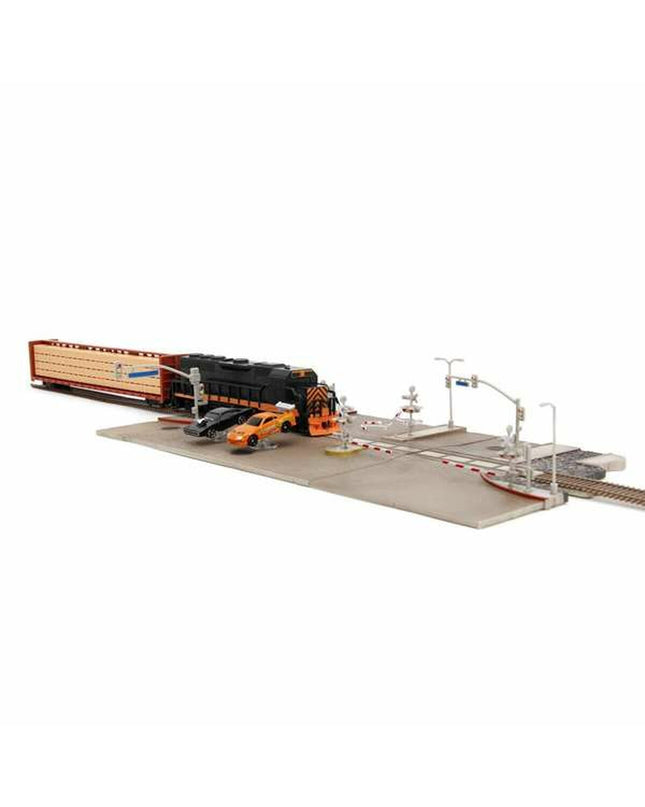 Smoby train set circuit toy with colorful train and tracks, designed for children to enjoy playful train adventures.