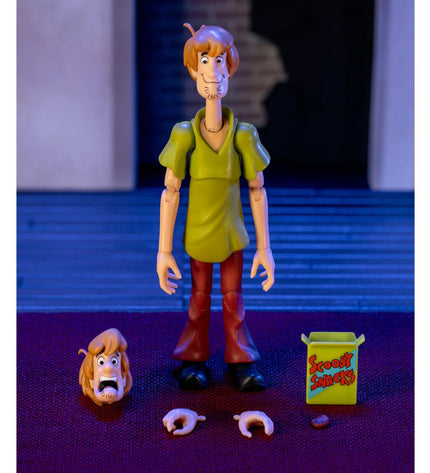 Scooby-Doo Shaggy Rogers action figure, 15 cm tall, detailed toy from Scooby-Doo poppen en actiefiguren collectie.