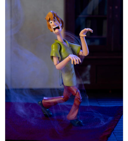 Scooby-Doo Shaggy Rogers action figure, 15 cm tall, detailed plush toy from Scooby-Doo playset, perfect for fans and collectors.