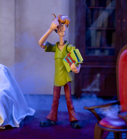 Scooby-Doo Shaggy Rogers action figure, 15 cm tall, plastic toy from Scooby-Doo poppen en actiefiguren collection, detailed character figure.