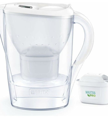 Transparent Brita Maxtra Pro water jug with filter, 2.4L capacity, designed for home cooking and drinking.