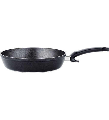 Fissler 15910528100/0 black aluminum frying pan, 28 cm diameter, suitable for home cooking with durable non-stick surface.