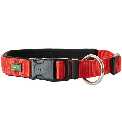 Red Hunter Neopren Vario dog collar with adjustable straps, showing the padded neoprene material and metal buckle for dogs.