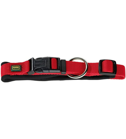 Hunter Neopren Vario Red dog collar with adjustable strap and sturdy buckle, designed for comfortable fit and durability.