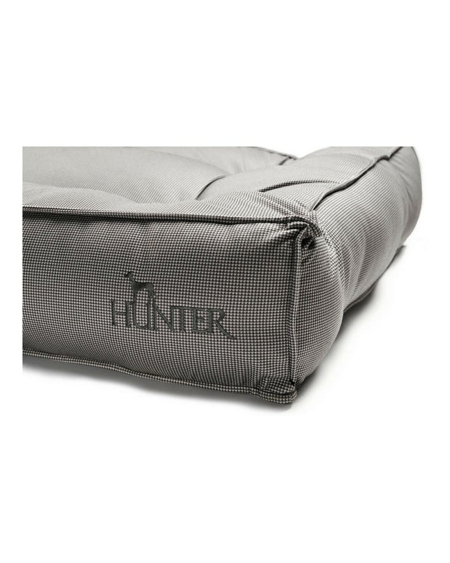 Hunter Lancaster gray dog bed with 120x90 cm size, soft fabric and cushioned interior for comfortable pet rest.