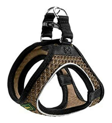 Hunter Hilo-Comfort brown dog harness for medium/large breeds, showing padded straps and adjustable buckle.