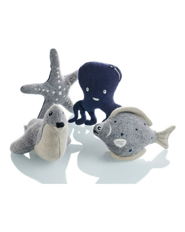 Hunter Skagen gray polyester dog plush toy featuring a fishing-themed design for dogs.