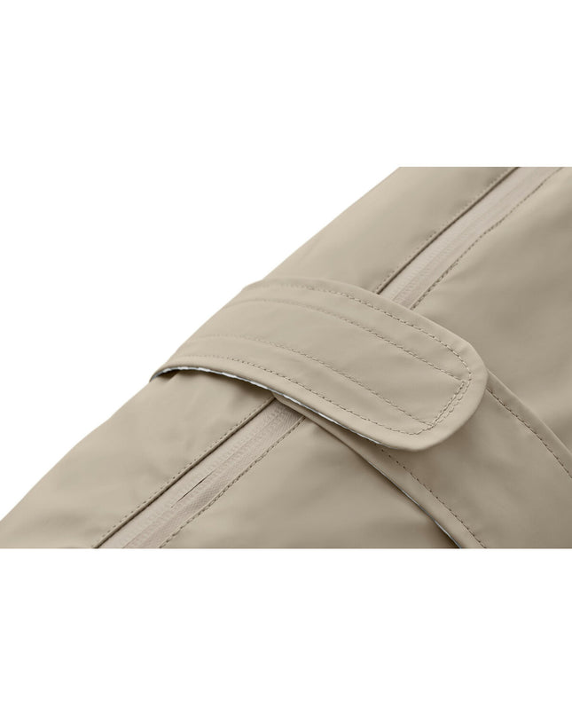Hunter Milford beige dog coat for medium-sized dogs, showing a close-up of the 25 cm dog jacket with adjustable straps.