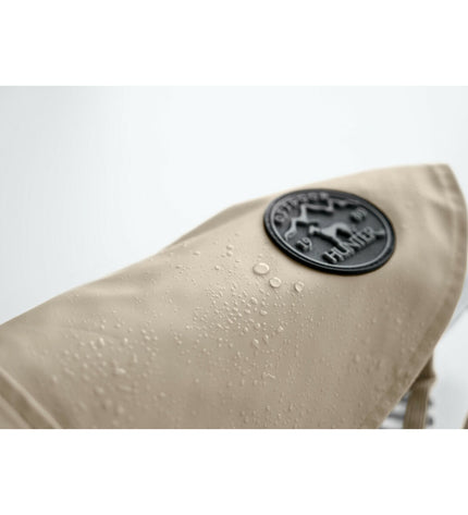 Hunter Milford beige dog jacket for small dogs, 25 cm, lightweight waterproof dog coat with adjustable straps and soft inner lining.