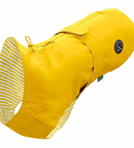Yellow Hunter dog jacket in 45 cm size, showing the waterproof exterior and adjustable straps for a comfortable fit.